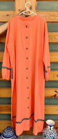 0981-CHIKANKARI SOFT COTTON ABBAYA/GOWN