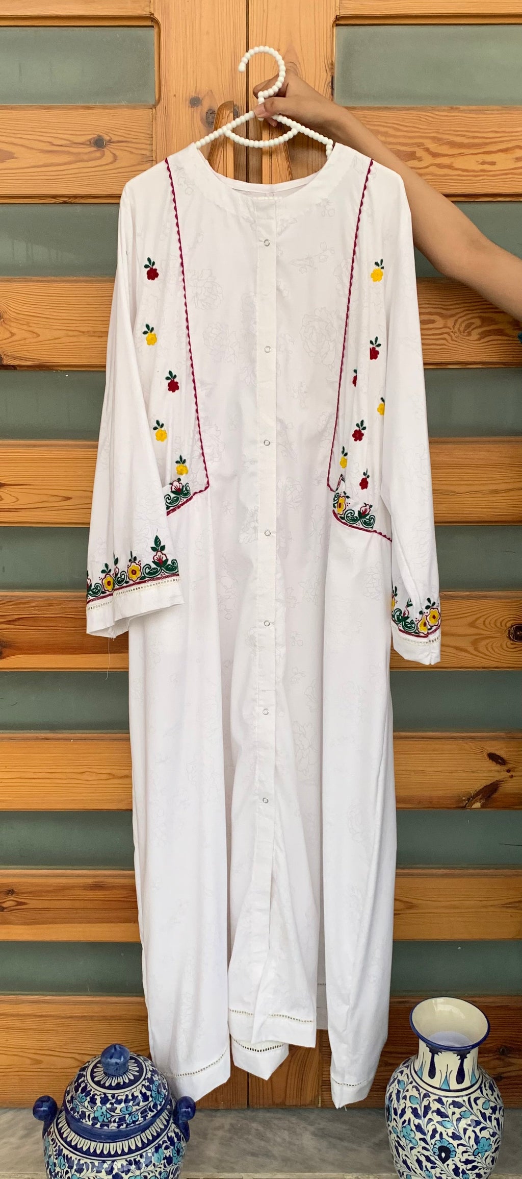 0989- SELF-PRINT SILK HAND EMBROIDERED